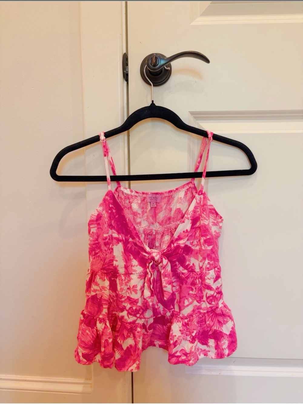 FRANCESCAS Pink and White Floral Ruffle Tank Top